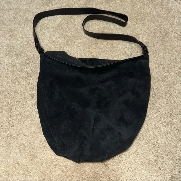 ✨BOGO 1/2 ✨ Rare Vintage Bottega Veneta suede handbag black - Picture 4 of 16